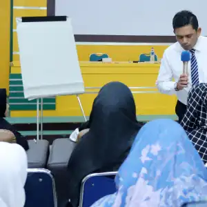 ASN UIN Ar-Raniry Dibekali Ilmu Keprotokolan dan MC