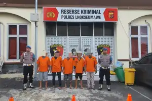 Polisi Tangkap Agen Judi Togel dan Chip Domino