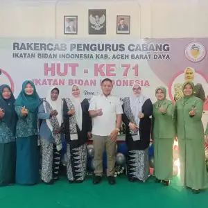 Bidan Diharapkan Mampu Tekan Angka Kematian Ibu dan Bayi