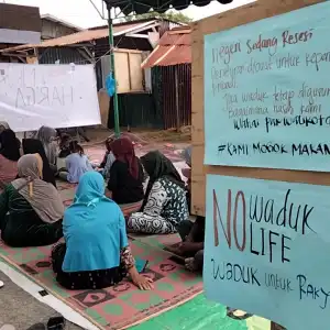 Tolak Penggusuran, Puluhan Pedagang di Lhokseumawe Aksi Mogok Makan