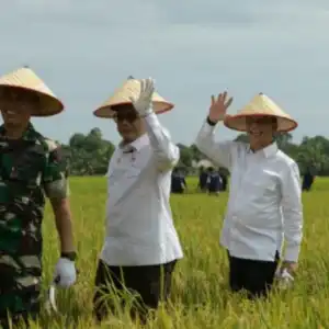 Bertemu Wamentan, Petani Abdya Curhat Soal Traktor Hingga Pupuk Subsidi