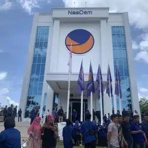Kantor NasDem Aceh Dilempari Telur Busuk