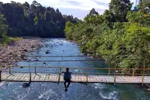 Melihat Panorama Alam Krueng Lhoksandeng di Negeri Japakeh
