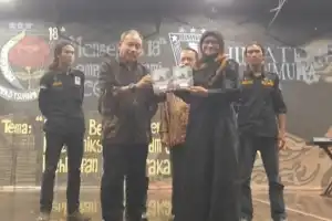 Buku 'Hafnidar, Perempuan Aceh Menerjang Badai' Diluncurkan