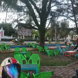 Taman Pelangi di Depan Pendopo Pidie Semrawut