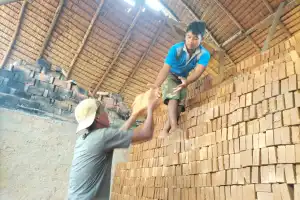 Cuan Tanah Liat tak Lagi Bersahabat�