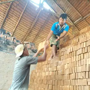 Cuan Tanah Liat tak Lagi Bersahabat�