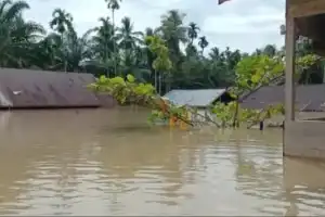 Santri dan Guru di Dayah Aceh Utara Terjebak Banjir