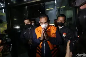 Ayah Merin Usai Ditangkap KPK: Saya Mohon Maaf!