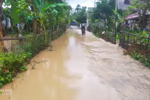 Krueng Kiran di Pijay Meluap, Pemukiman Warga Terendam Banjir
