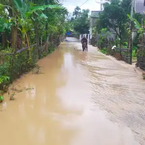 Krueng Kiran di Pijay Meluap, Pemukiman Warga Terendam Banjir