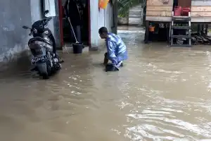 Satu Desa di Aceh Besar Terendam Banjir Akibat Tanggul Jebol