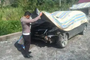 Mobil Mantan Anggota DPRA Kecelakaan di Bener Meriah