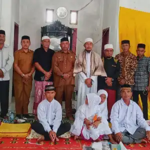 Warga Riau Bersyahadat di Aceh Barat
