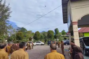 Pj Sekda Bener Meriah Sebut Masih Ada Pegawai Yang Tidak Taat Aturan