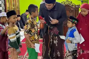 Pj Bupati Bener Meriah Santuni Puluhan Anak Yatim