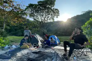 Lhok Keutapang, Pantai Tersembunyi Nan Eksotis di Aceh Besar