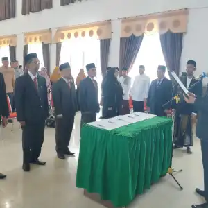 PJ Bupati Bener Meriah Lantik 5 Anggota Baitul Mal Periode 2023-2028