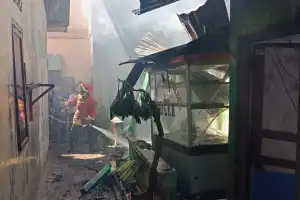 3 Rumah di Gampong Mulia Banda Aceh Ludes Terbakar