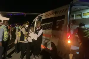 Melihat Kepulangan Jemaah Haji Aceh ke Tanah Air