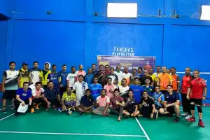 Puluhan Atlet Badminton di Aceh Barat Meriahkan Turnament Persahabatan PUPR 2023