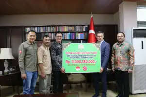 Pemerintah Aceh Serahkan Bantuan Rp11 Miliar untuk Korban Gempa Turki