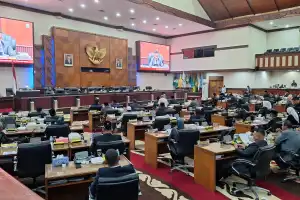 Dalimi Jabat Plt Ketua DPRA