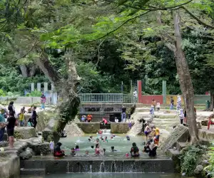Mata Ie, dari Kolam Pemandian Hingga Tempat Mencuci Pakaian