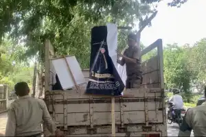 Panwaslih Banda Aceh Tertibkan APK Caleg yang Langgar Aturan