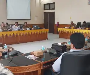 RDP dengan Perusahaan Tambang, Wakil Ketua II DPRK Aceh Barat Gebrak Meja
