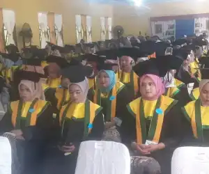 111 Mahasiswa STKIP Usman Safri Kutacane Diwisuda
