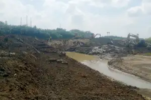 Rusak Tertimbun Lumpur, PDAM Tirta Tamiang Perbaiki Waduk Darurat