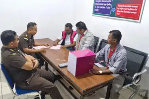 Tiga Tersangka Diduga Korupsi Buku MAA Dilimpahkan ke JPU
