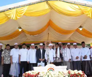 Kunjungi Ribuan Jemaah MPTT-I, Mahfud MD: Lebih Penting Silaturrahmi Daripada Kampanye