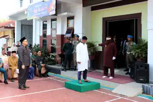 Warga Sabang Dihukum Cambuk Gegara Judi Online