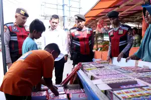 Polres Bener Meriah Razia Pedagang Petasan Jelang Lebaran