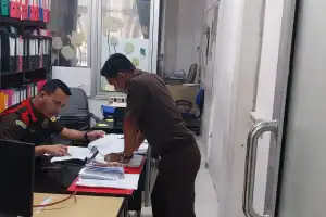 Kejari Geledah Kantor BPKD Aceh Barat