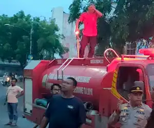 Terdengar Ledakan Saat Empat Unit Ruko Terbakar di Lhokseumawe