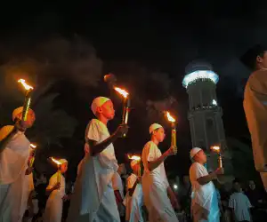 Pawai Obor Semarakkan Malam Takbir Idul Adha di Banda Aceh