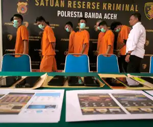 Polisi Ringkus 19 Pemain Judi Online di Warkop Banda Aceh