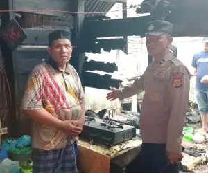 Diduga Korsleting Listrik, Rumah Imam Gampong di Lhokseumawe Terbakar