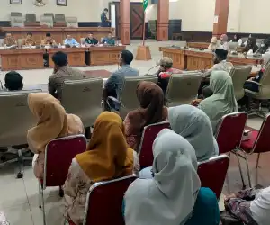 Harap Uang Kembali, Nasabah BPRS Gayo Mengadu ke Dewan