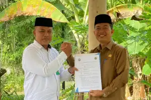 Kemenag Terima Sertifikat Tanah Hibah dari Pemkab Abdya