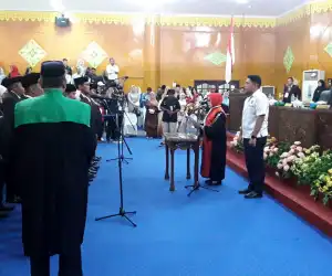 Pelantikan 35 Anggota DPRK Aceh Tamiang Khidmat