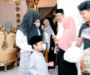 Peringati Maulid Nabi, Salman Alfarisi Santuni Anak Yatim di Abdya