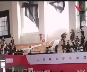 Kaca Venue Basket di SHB Pecah, Penonton Terluka