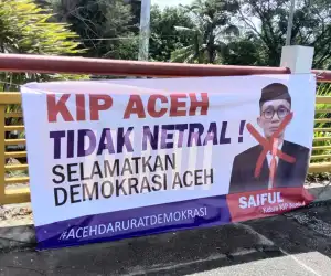 Video dan Spanduk Tagar Aceh Darurat Demokrasi Viral di Media Sosial