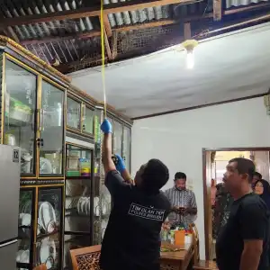 Seorang ASN di Bireuen Ditemukan Tewas Tergantung di Rumahnya