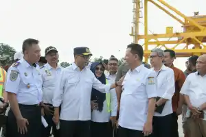 Menhub Kunjungi 3 Pelabuhan PT PIM Aceh Utara