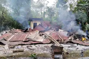 Tidur di Kontrakan Karena Takut Gajah, Rumah Sendiri Malah Hangus Terbakar